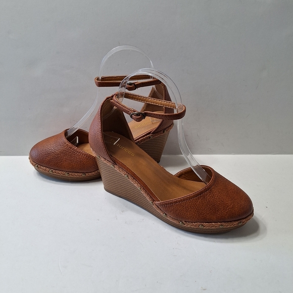 Maurices NEW Preppy Brown Vegan Leather Platform Wedge Heels Size 7.5 - Picture 11 of 15